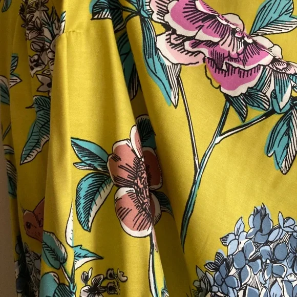 Boden Silk Blend Botanical Print Blouse - Picture 8 of 8